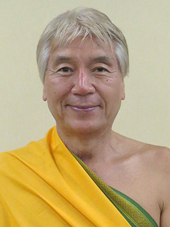 mac_akasaka.jpg
